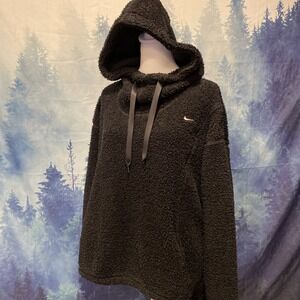 Nike Women's Therma-Fit Black Sherpa Pullover Hoodie L